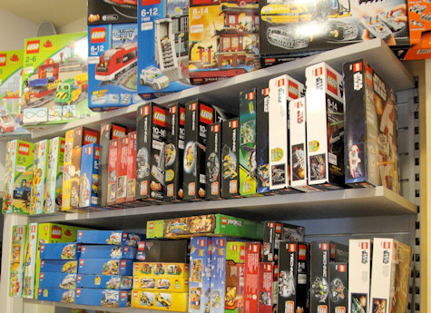 Immagini del negozio di Casa della Bambola, Viale della Vittoria, 311 - Vittorio Veneto (TV)